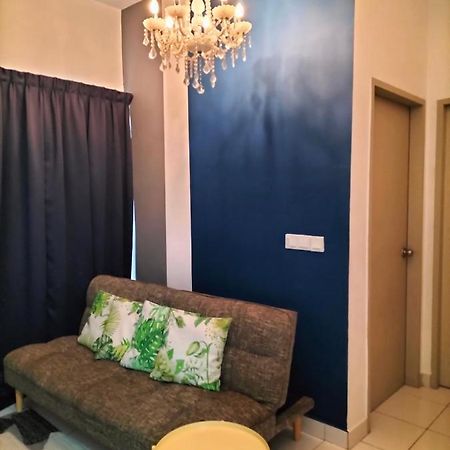 Hani Homestay Wifi Netflix Secure Parking Klia Usim Inti Aeon Mall Nilai Kültér fotó
