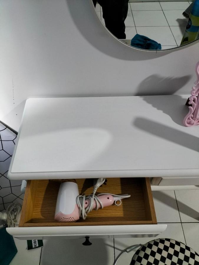 Hani Homestay Wifi Netflix Secure Parking Klia Usim Inti Aeon Mall Nilai Kültér fotó