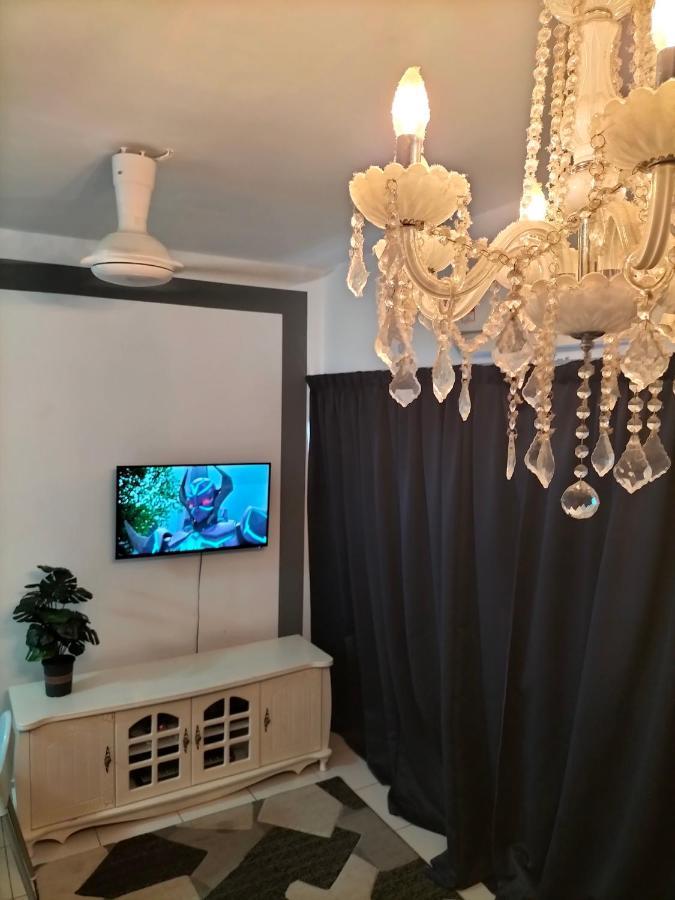 Hani Homestay Wifi Netflix Secure Parking Klia Usim Inti Aeon Mall Nilai Kültér fotó
