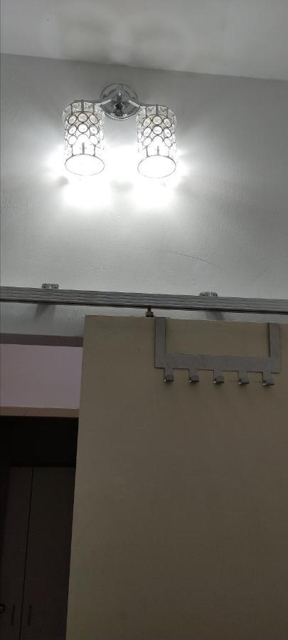 Hani Homestay Wifi Netflix Secure Parking Klia Usim Inti Aeon Mall Nilai Kültér fotó